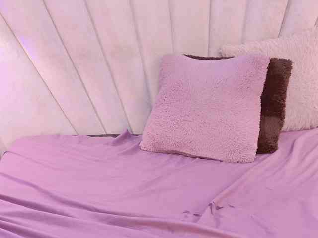 BREE-WATSON webcam
