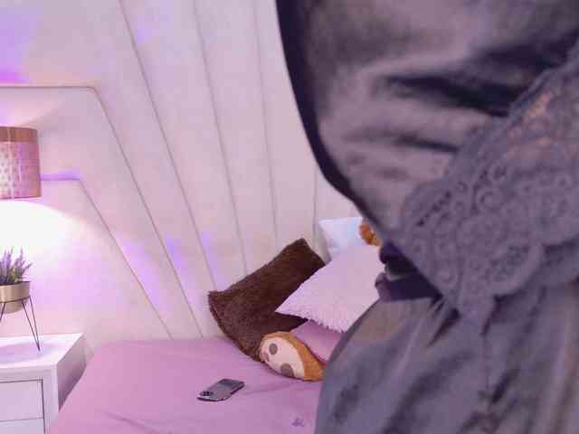 BREE-WATSON webcam