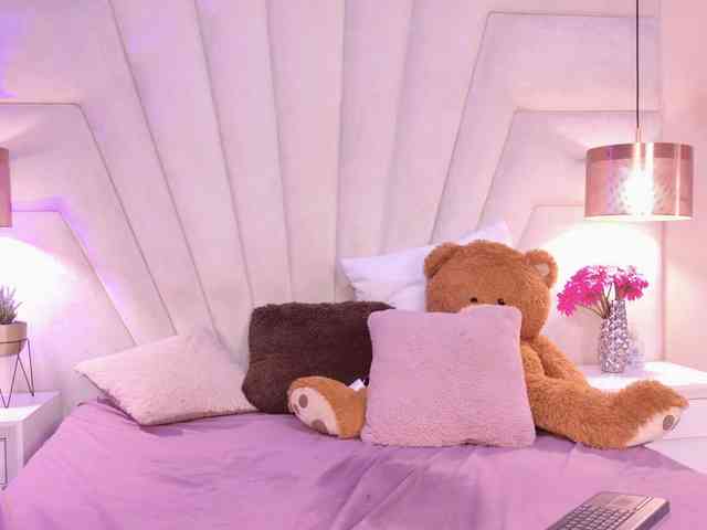 BREE-WATSON webcam