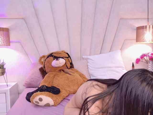 BREE-WATSON webcam