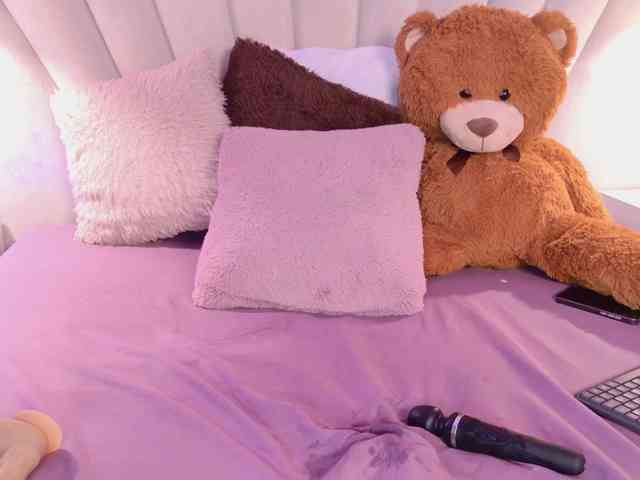 BREE-WATSON webcam