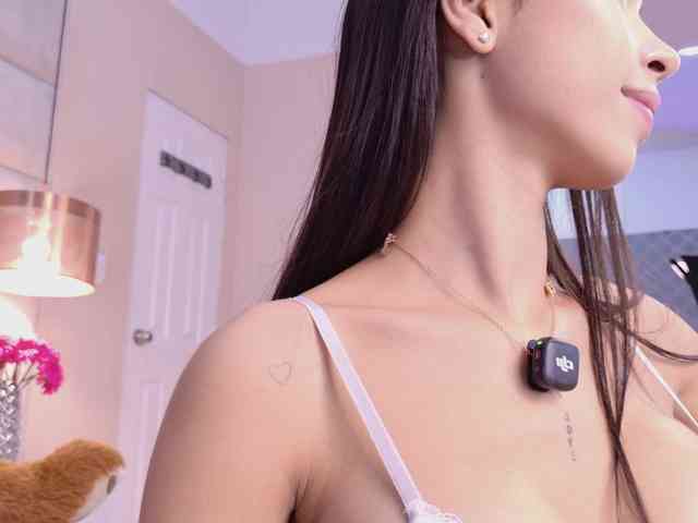 BREE-WATSON webcam