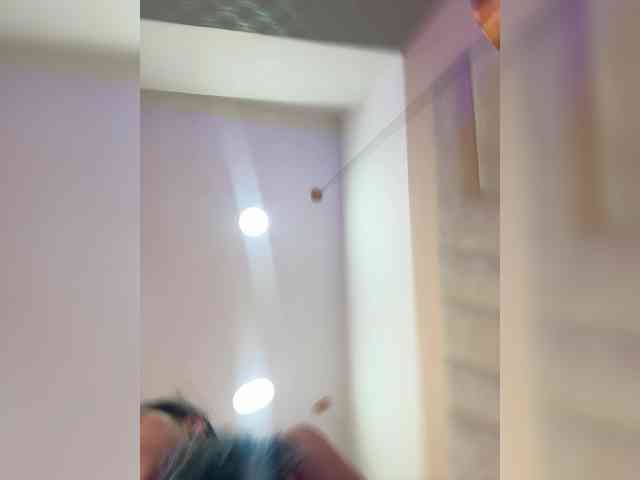 BREE-WATSON webcam