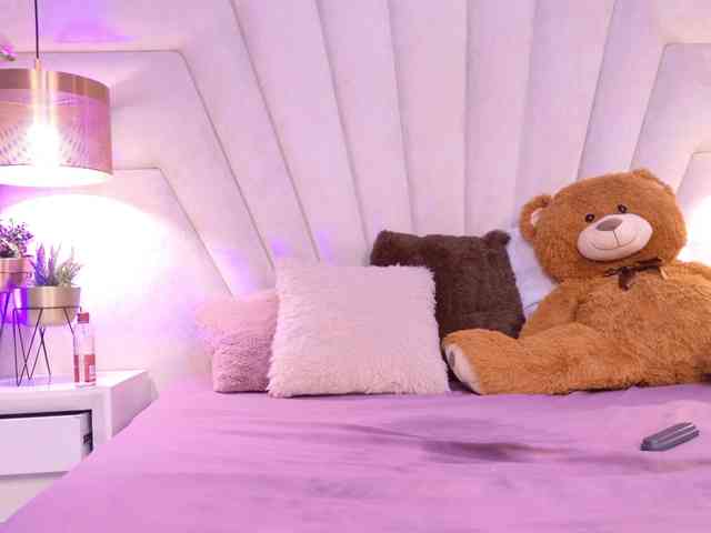 BREE-WATSON webcam