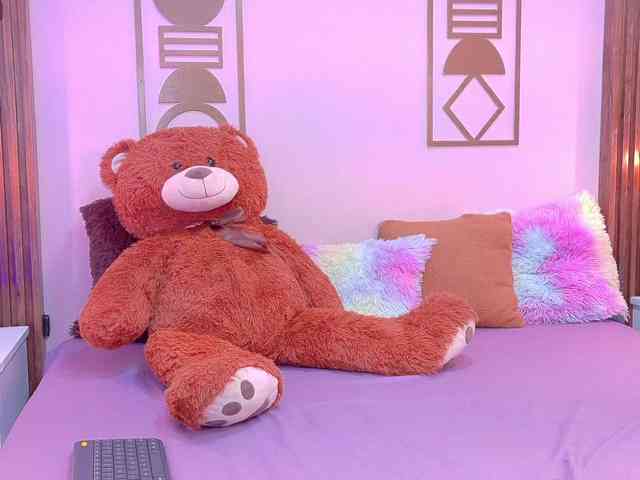BREE-WATSON webcam