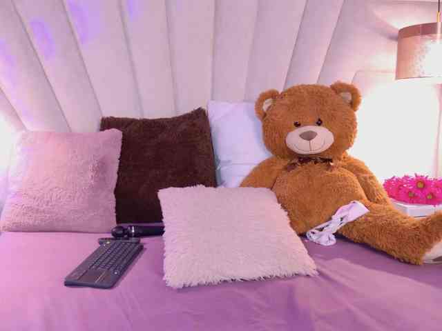 BREE-WATSON webcam