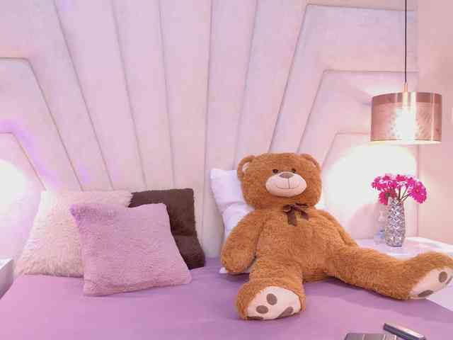 BREE-WATSON webcam