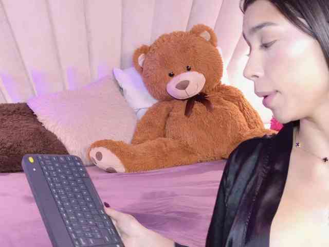 BREE-WATSON webcam