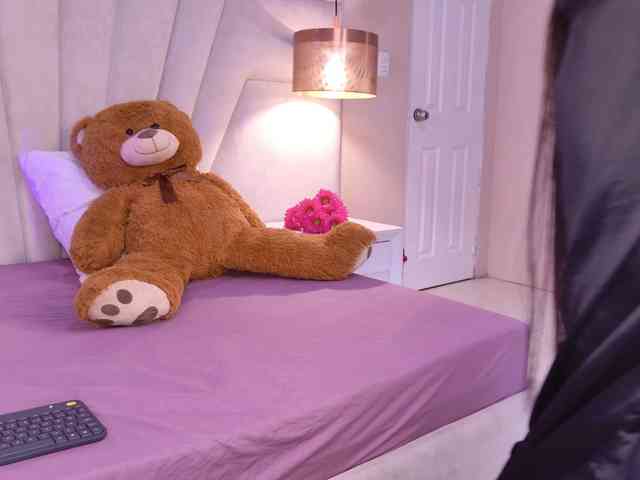 BREE-WATSON webcam