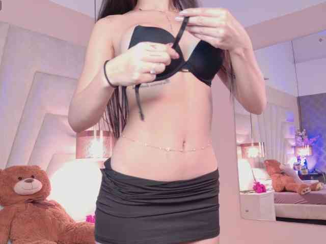 BREE-WATSON webcam