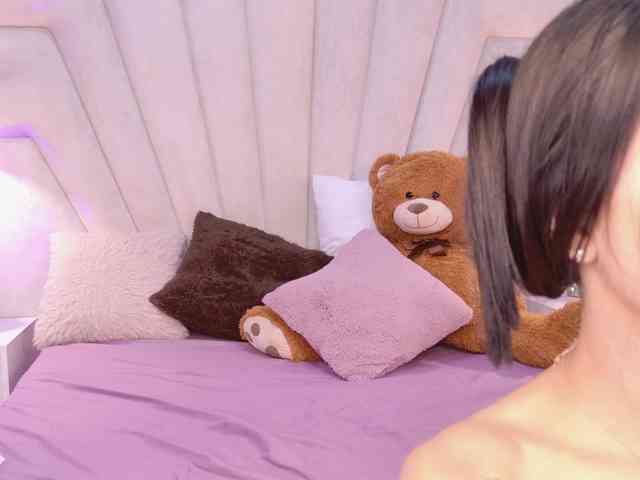 BREE-WATSON webcam
