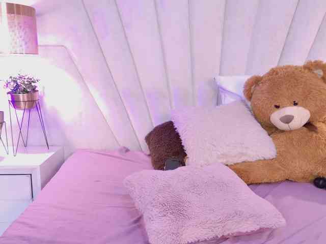 BREE-WATSON webcam