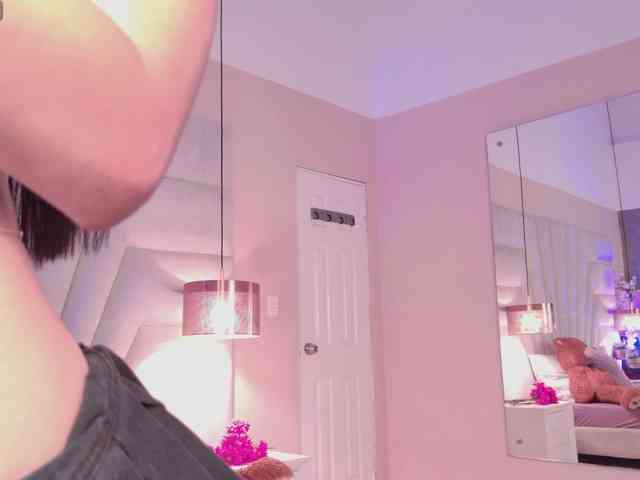 BREE-WATSON webcam