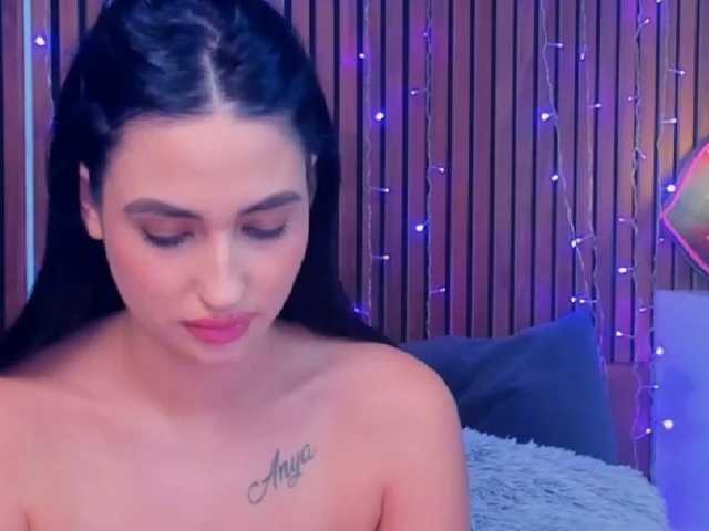 CamillaParis live cam on BongaCams