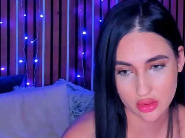 CamillaParis live cam on BongaCams