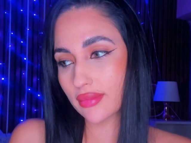 CamillaParis live cam on BongaCams