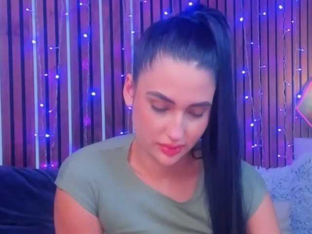 CamillaParis live cam on BongaCams