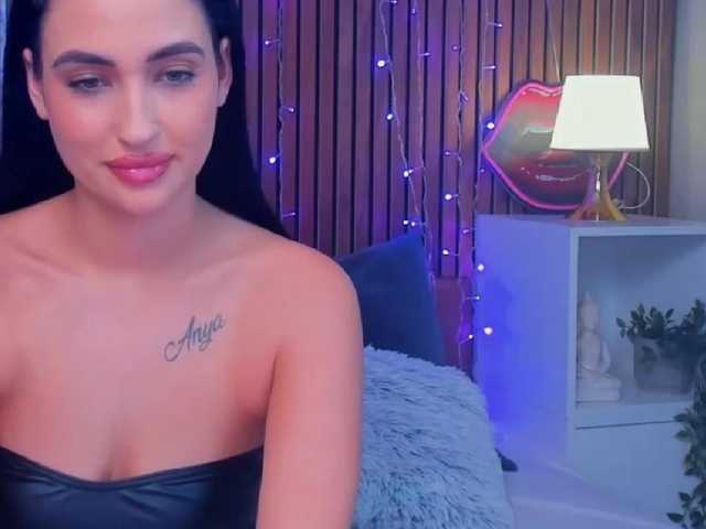 CamillaParis live cam on BongaCams