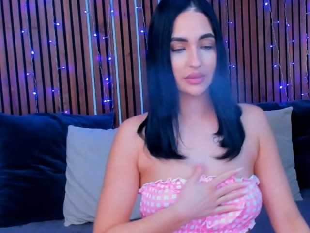 CamillaParis live cam on BongaCams