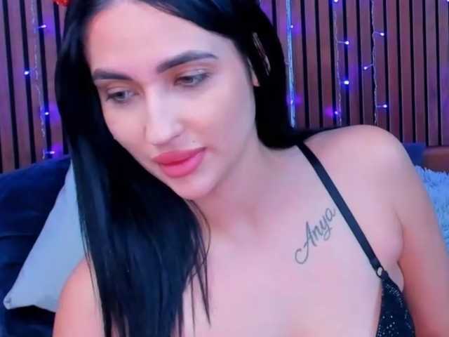 CamillaParis live cam on BongaCams
