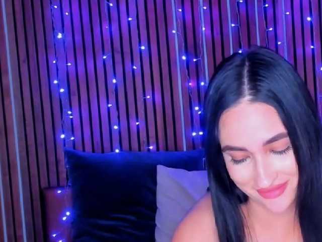 CamillaParis live cam on BongaCams