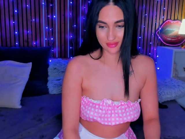 CamillaParis live cam on BongaCams