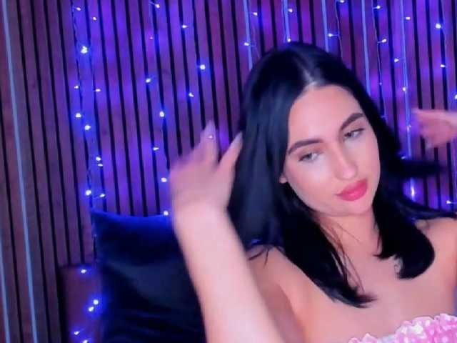 CamillaParis live cam on BongaCams