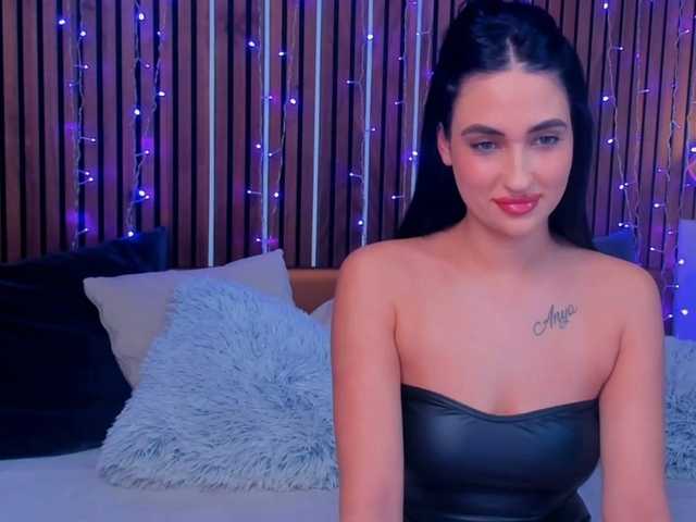 CamillaParis live cam on BongaCams