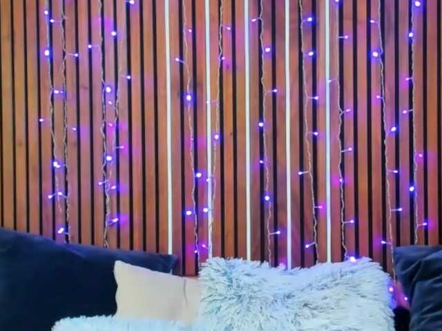 CamillaParis live cam on BongaCams