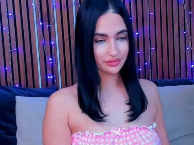 CamillaParis live cam on BongaCams