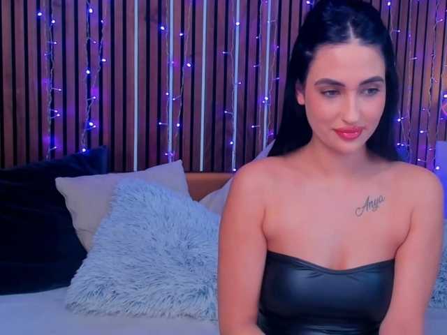 CamillaParis live cam on BongaCams