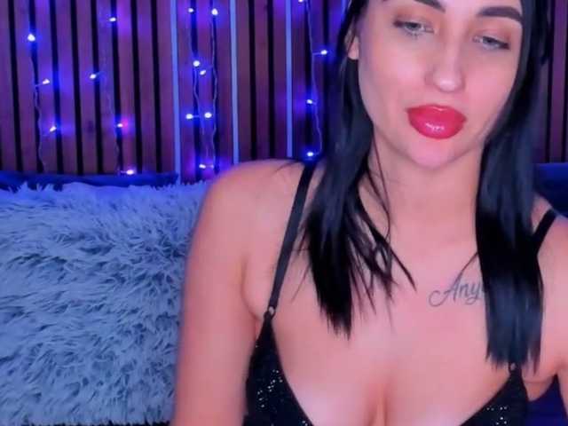 CamillaParis live cam on BongaCams