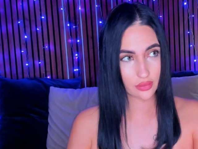 CamillaParis live cam on BongaCams