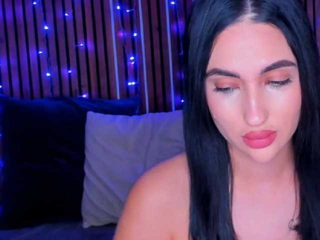 CamillaParis live cam on BongaCams