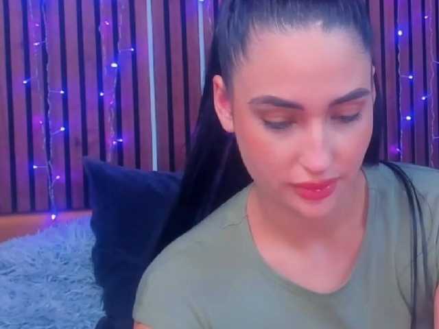 CamillaParis live cam on BongaCams