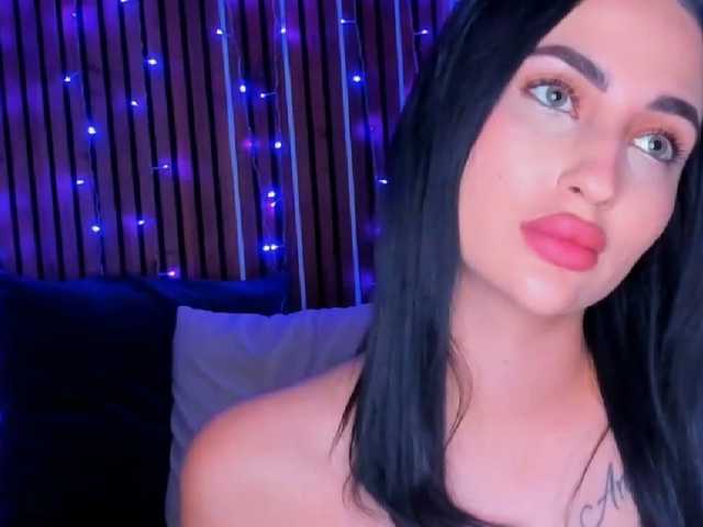 CamillaParis live cam on BongaCams