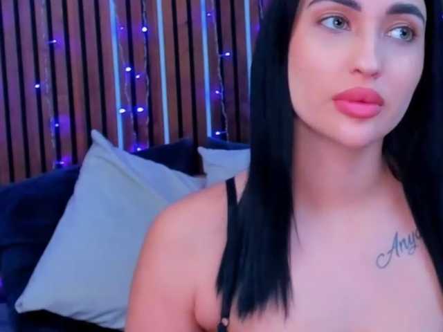 CamillaParis live cam on BongaCams