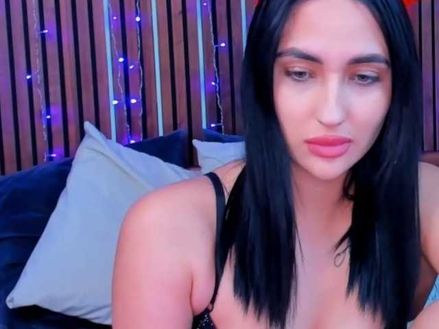 CamillaParis live cam on BongaCams
