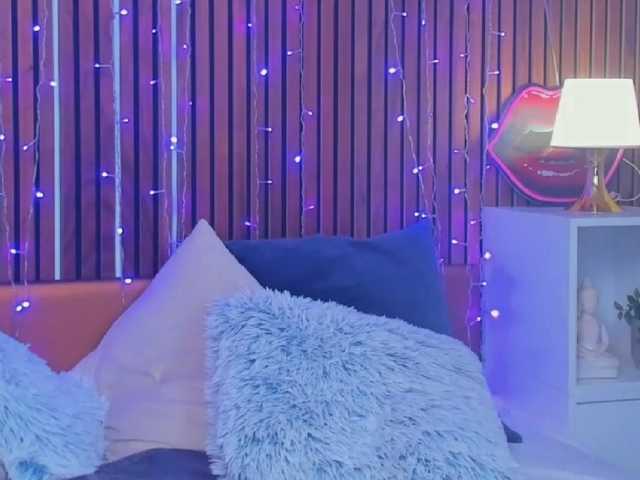 CamillaParis live cam on BongaCams