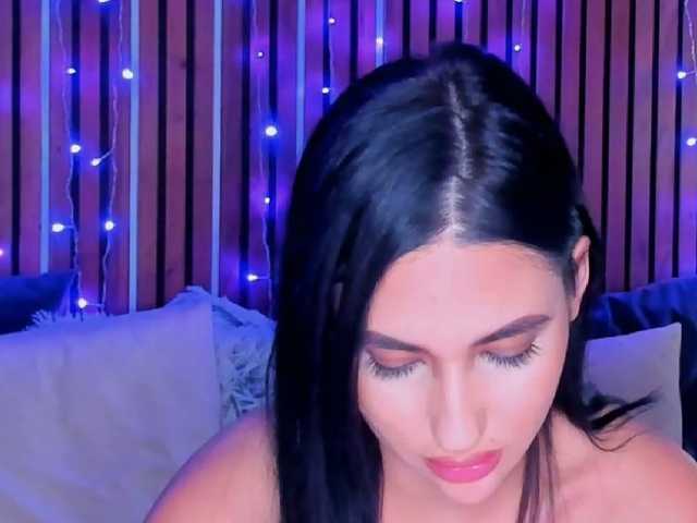 CamillaParis live cam on BongaCams
