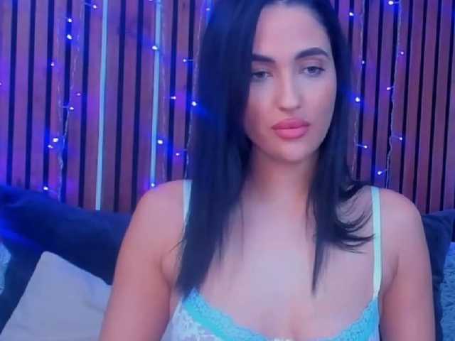 CamillaParis live cam on BongaCams