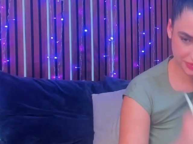 CamillaParis live cam on BongaCams