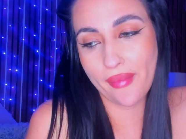 CamillaParis live cam on BongaCams