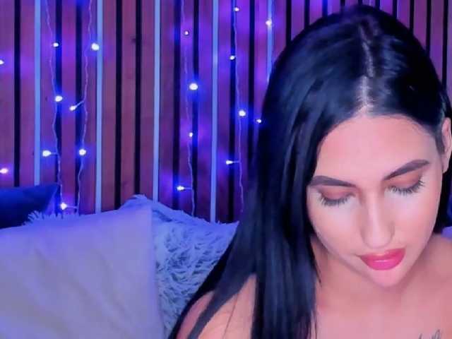 CamillaParis live cam on BongaCams
