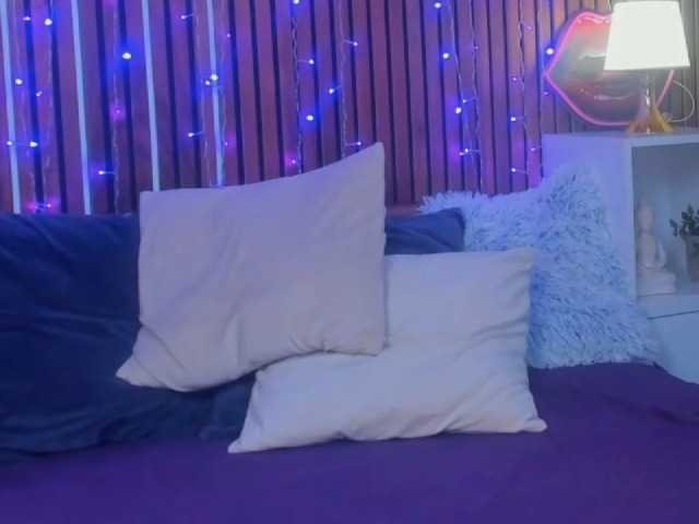 CamillaParis live cam on BongaCams