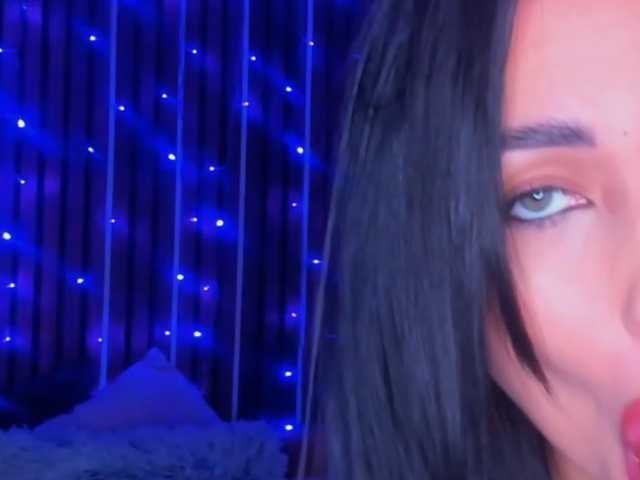 CamillaParis live cam on BongaCams