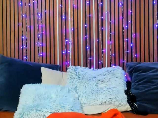 CamillaParis live cam on BongaCams