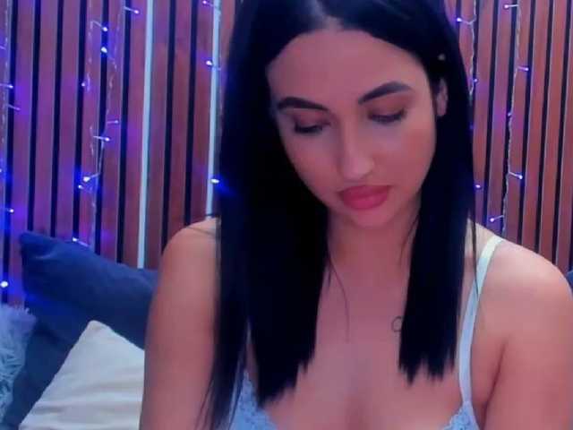 CamillaParis live cam on BongaCams