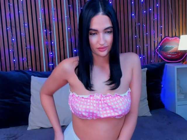 CamillaParis live cam on BongaCams