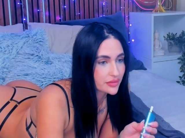 CamillaParis live cam on BongaCams